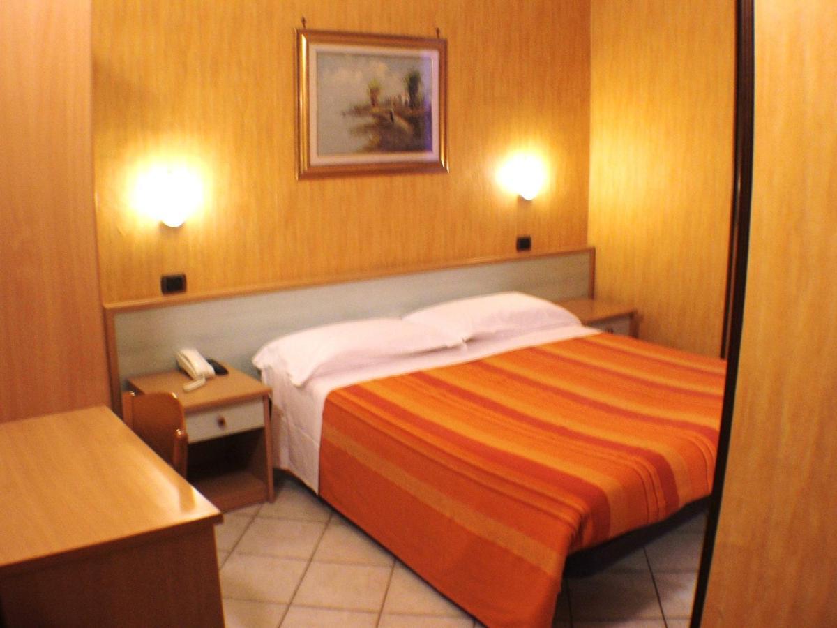 Hotel Isolabella Bussoleno Extérieur photo